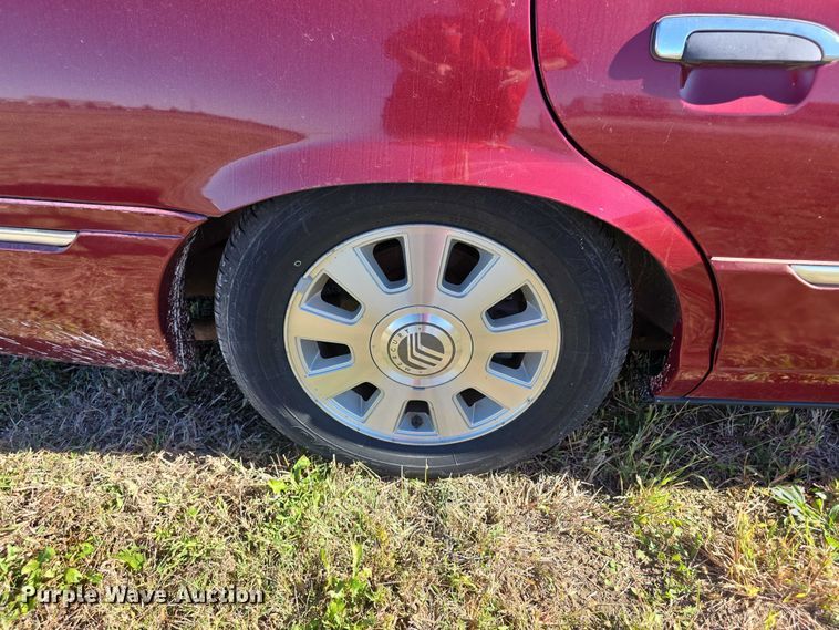 image for item FI0574 2003 Mercury  Grand Marquis LS 