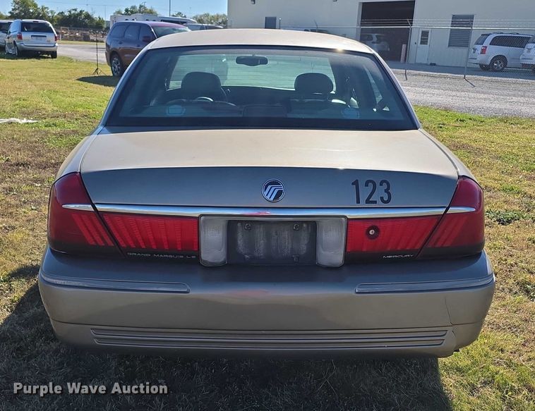 image for item FI0575 2001 Mercury  Grand Marquis LS 