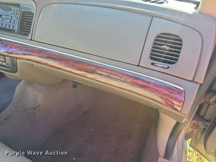 image for item FI0575 2001 Mercury  Grand Marquis LS 