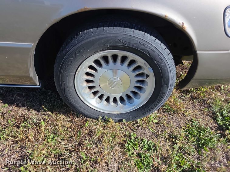 image for item FI0575 2001 Mercury  Grand Marquis LS 