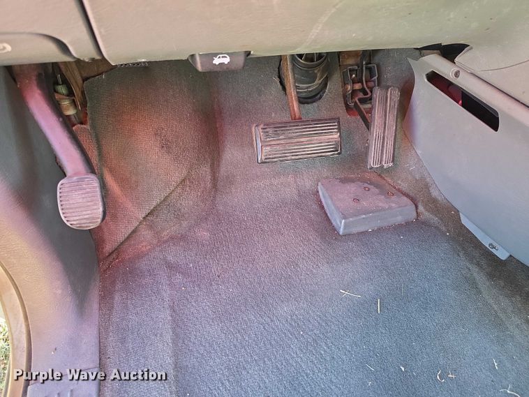 image for item FI0576 2005 Dodge  Grand Caravan  van