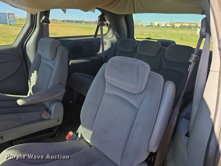 image for item FI0576 2005 Dodge  Grand Caravan  van