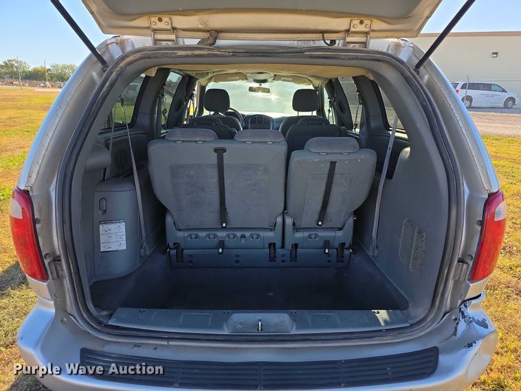 image for item FI0576 2005 Dodge  Grand Caravan  van