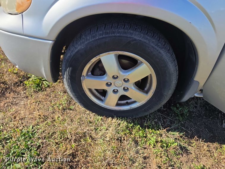 image for item FI0576 2005 Dodge  Grand Caravan  van