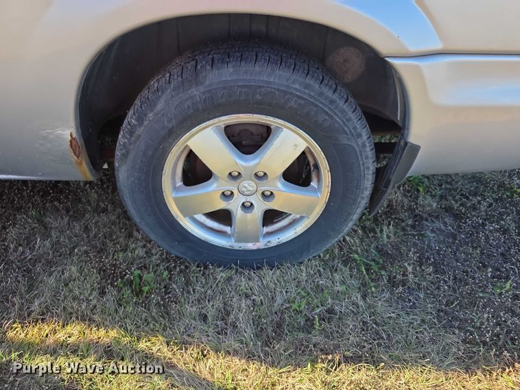 image for item FI0576 2005 Dodge  Grand Caravan  van