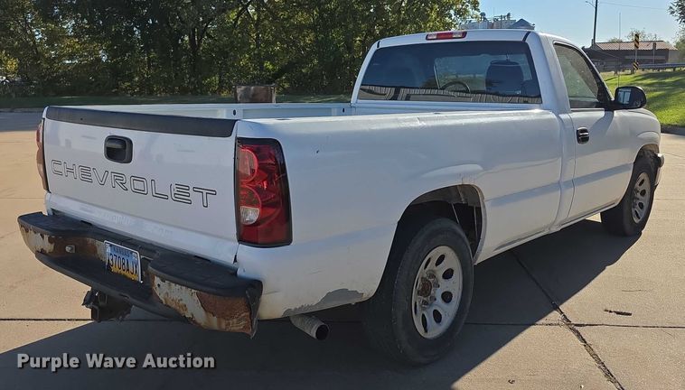 image for item FI0577 2006 Chevrolet Silverado 1500 pickup truck