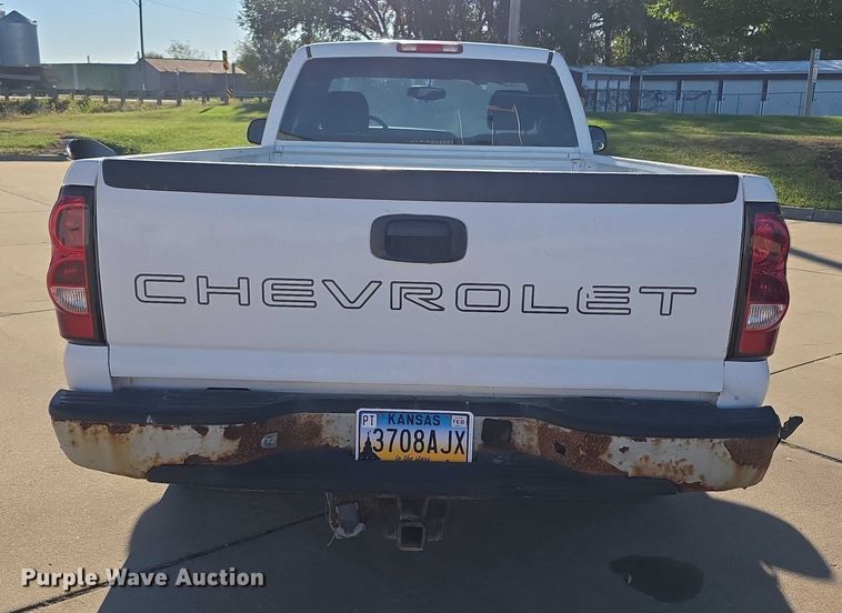 image for item FI0577 2006 Chevrolet Silverado 1500 pickup truck