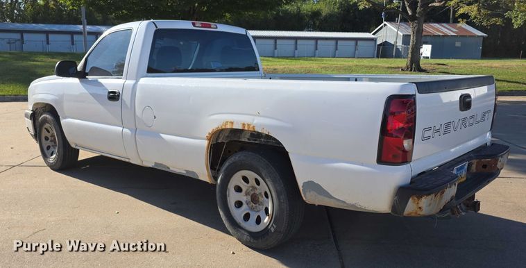 image for item FI0577 2006 Chevrolet Silverado 1500 pickup truck