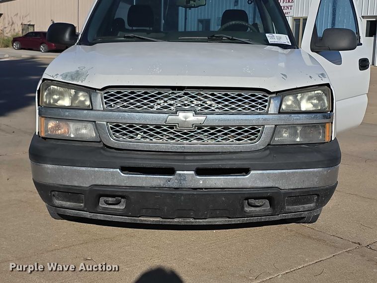 image for item FI0577 2006 Chevrolet Silverado 1500 pickup truck