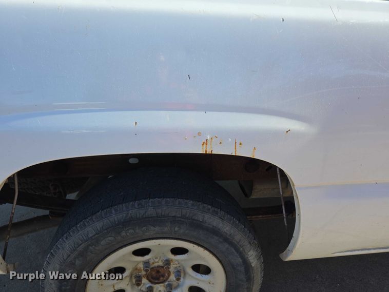 image for item FI0577 2006 Chevrolet Silverado 1500 pickup truck