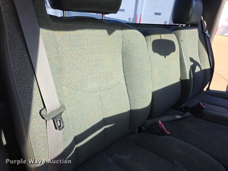 image for item FI0577 2006 Chevrolet Silverado 1500 pickup truck