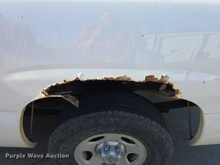 image for item FI0578 2003 Chevrolet Silverado 1500 pickup truck