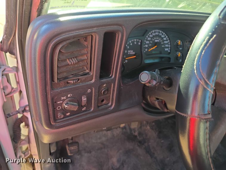 image for item FI0578 2003 Chevrolet Silverado 1500 pickup truck