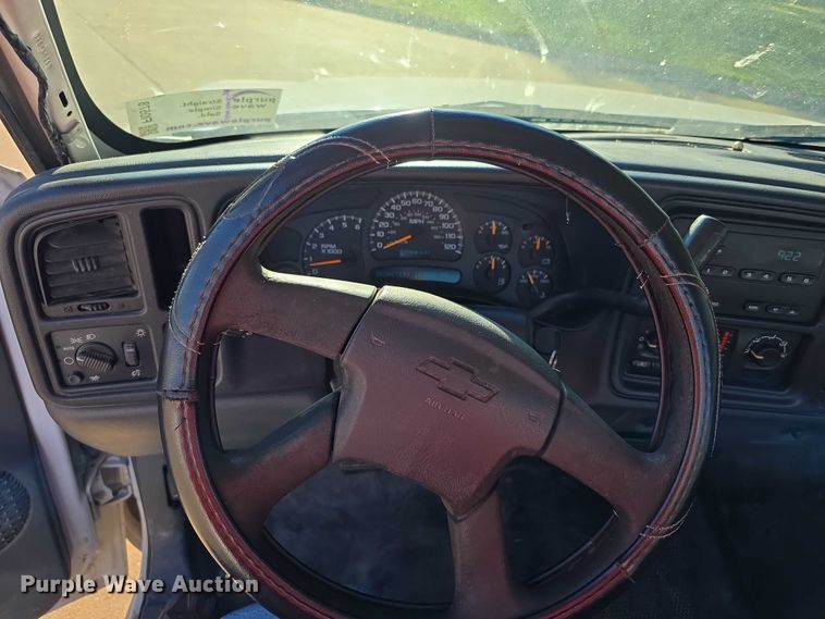 image for item FI0578 2003 Chevrolet Silverado 1500 pickup truck