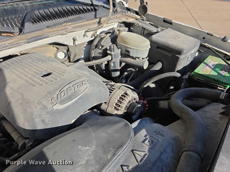 image for item FI0578 2003 Chevrolet Silverado 1500 pickup truck