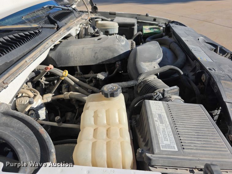 image for item FI0578 2003 Chevrolet Silverado 1500 pickup truck