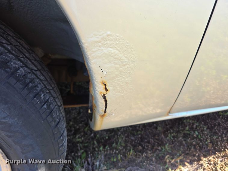 image for item FI0580 2005 Dodge  Grand Caravan  van