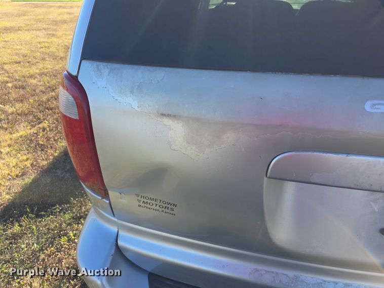 image for item FI0580 2005 Dodge  Grand Caravan  van