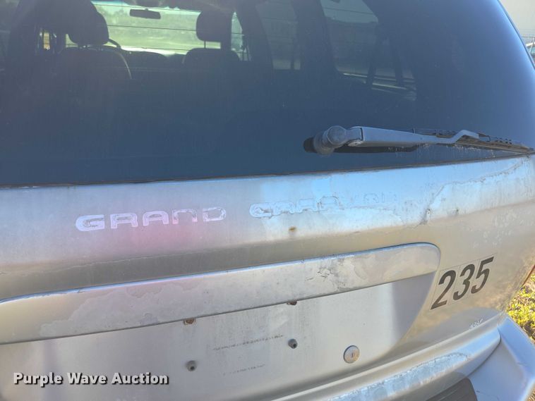 image for item FI0580 2005 Dodge  Grand Caravan  van