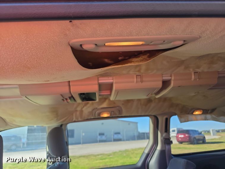 image for item FI0580 2005 Dodge  Grand Caravan  van