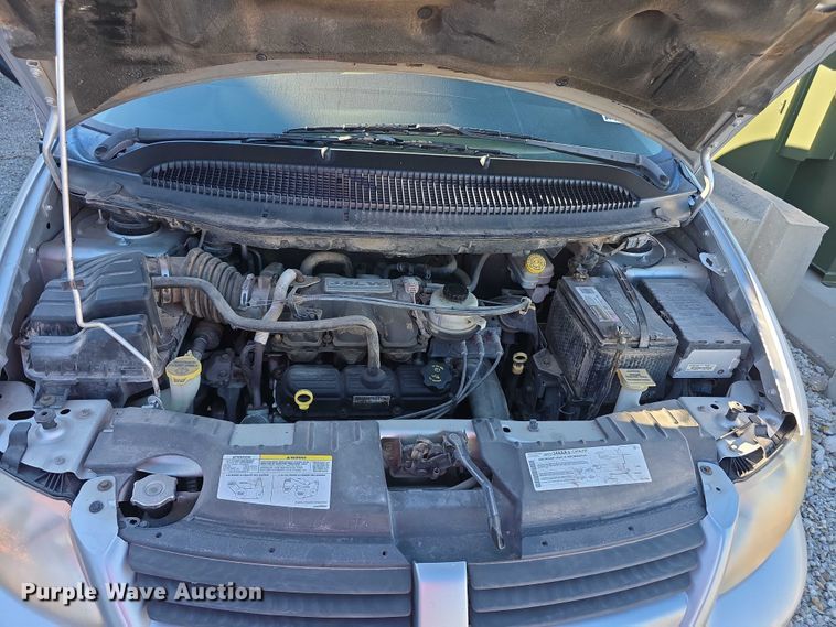 image for item FI0580 2005 Dodge  Grand Caravan  van