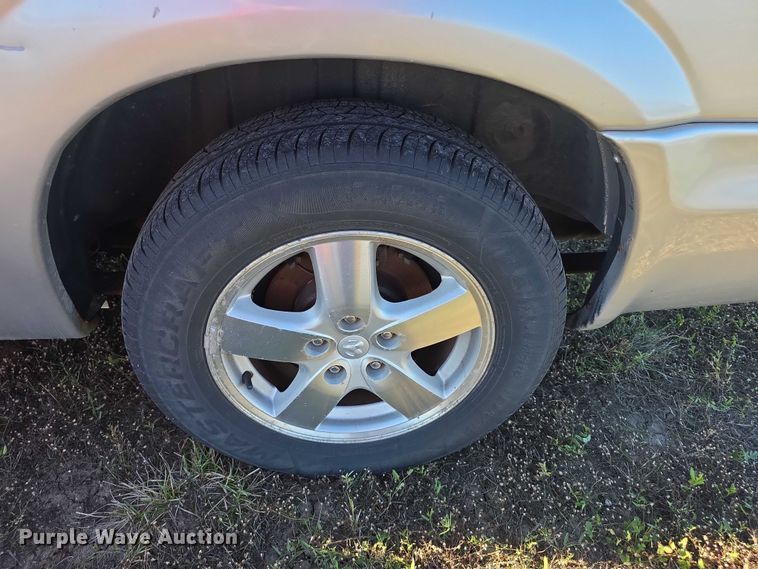 image for item FI0580 2005 Dodge  Grand Caravan  van