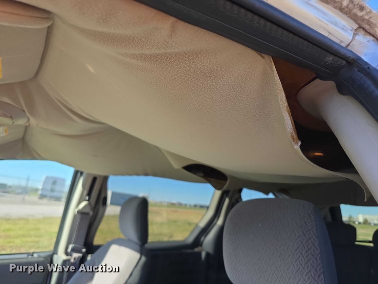 image for item FI0581 2007 Dodge  Grand Caravan  van