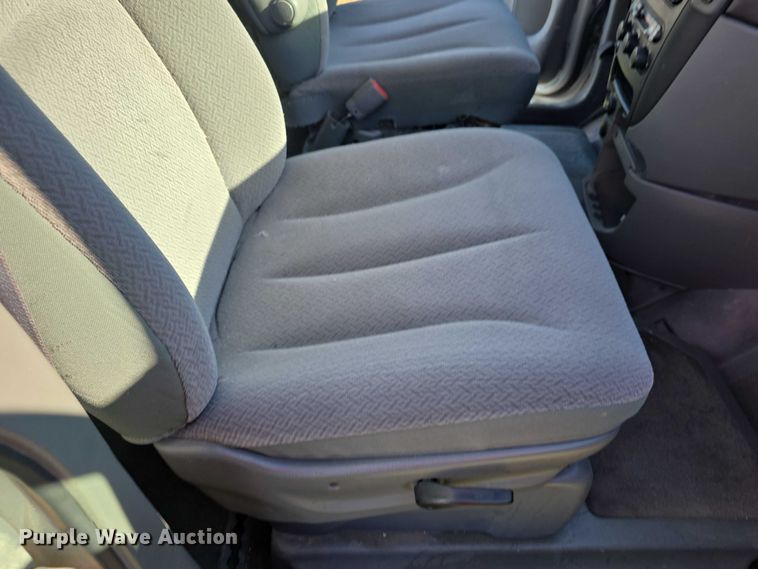 image for item FI0581 2007 Dodge  Grand Caravan  van