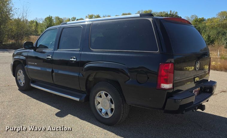 image for item FI0582 2003 Cadillac  Escalade ESV SUV