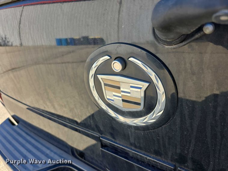 image for item FI0582 2003 Cadillac  Escalade ESV SUV