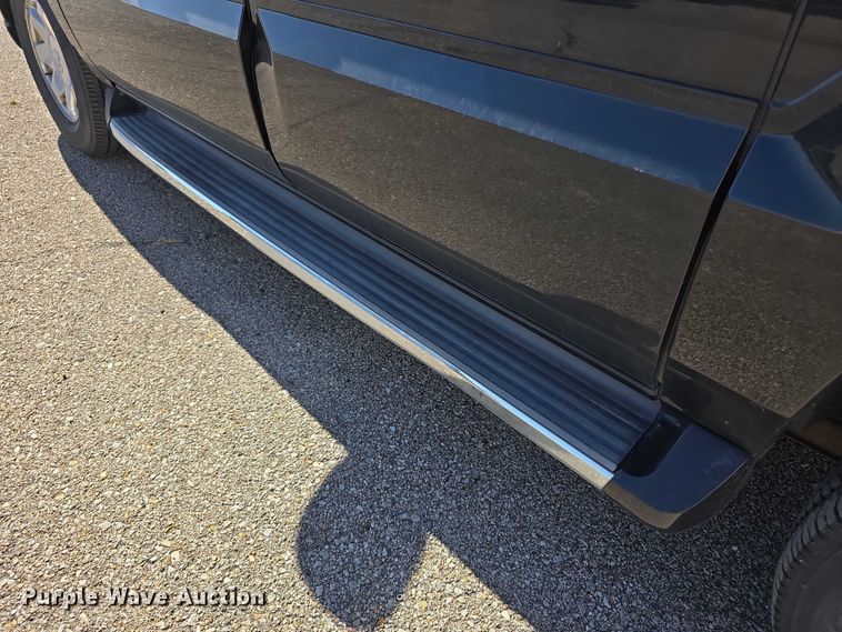 image for item FI0582 2003 Cadillac  Escalade ESV SUV