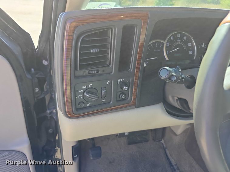 image for item FI0582 2003 Cadillac  Escalade ESV SUV