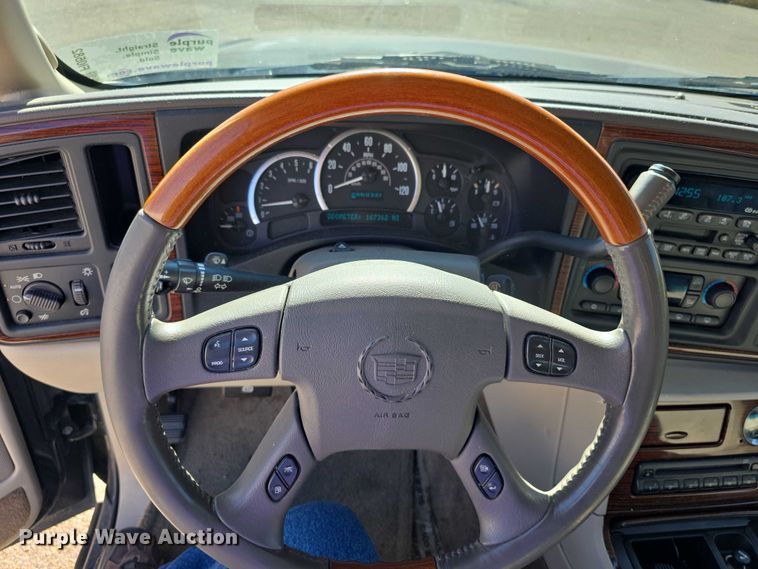 image for item FI0582 2003 Cadillac  Escalade ESV SUV