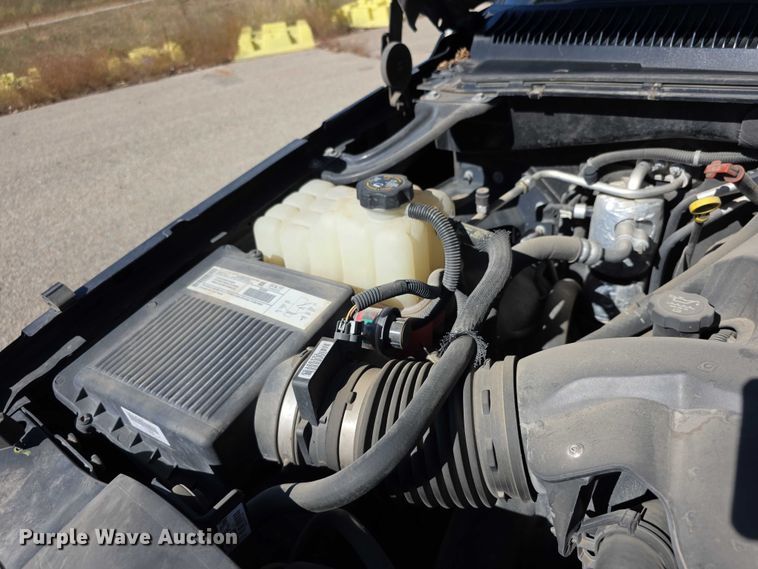 image for item FI0582 2003 Cadillac  Escalade ESV SUV