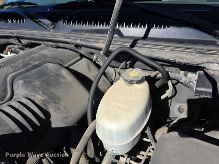 image for item FI0582 2003 Cadillac  Escalade ESV SUV