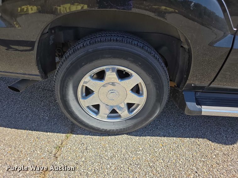 image for item FI0582 2003 Cadillac  Escalade ESV SUV