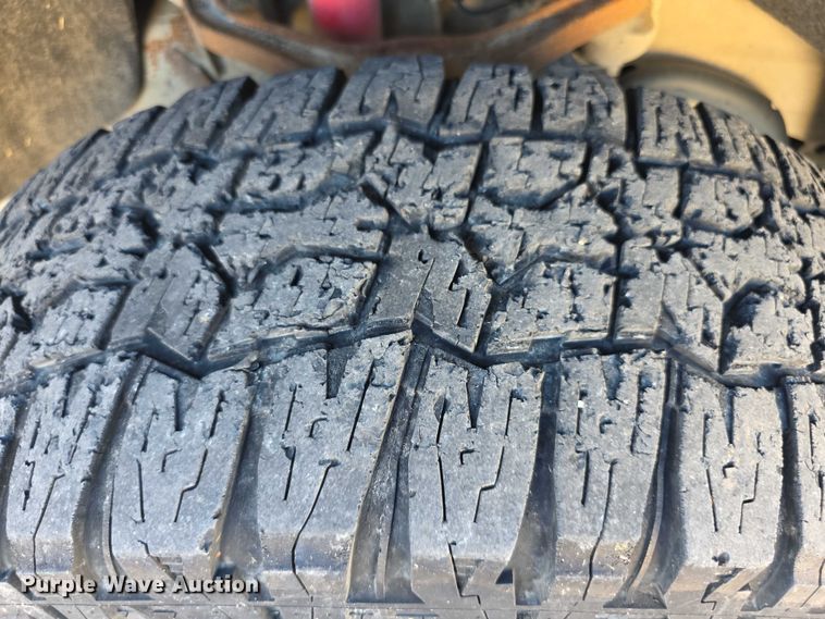 image for item FI0584 2022 GMC Sierra 2500HD SLE Crew Cab pickup truck