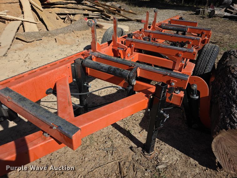 image for item FI0586 2015 Wood-Mizer Products, Inc. LT40 sawmill