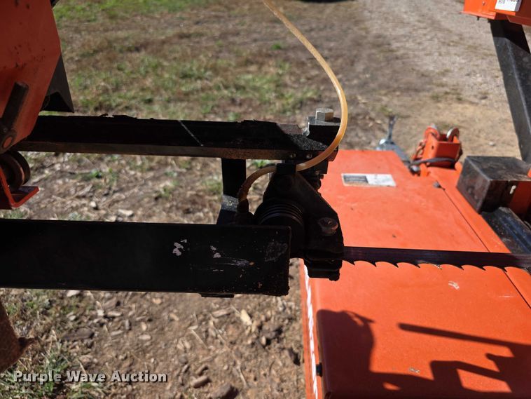 image for item FI0586 2015 Wood-Mizer Products, Inc. LT40 sawmill