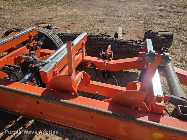 image for item FI0586 2015 Wood-Mizer Products, Inc. LT40 sawmill