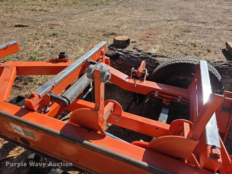 image for item FI0586 2015 Wood-Mizer Products, Inc. LT40 sawmill