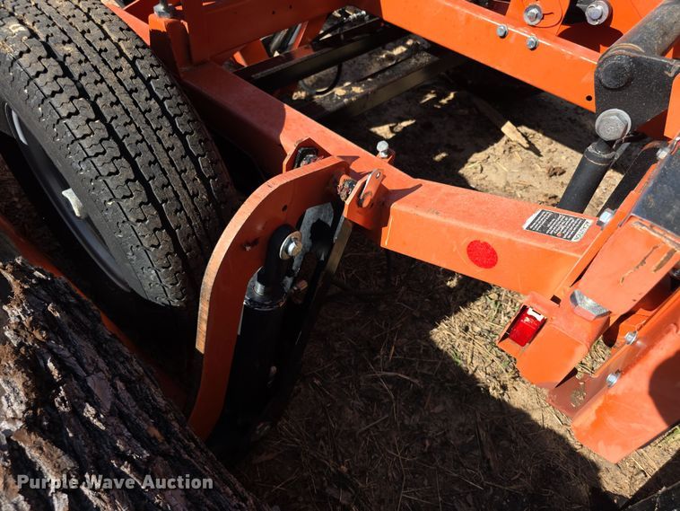 image for item FI0586 2015 Wood-Mizer Products, Inc. LT40 sawmill