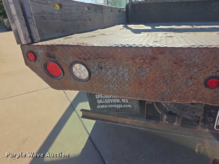 image for item FI0587 2003 Ford F350 Super Duty XL dump flatbed pickup truck