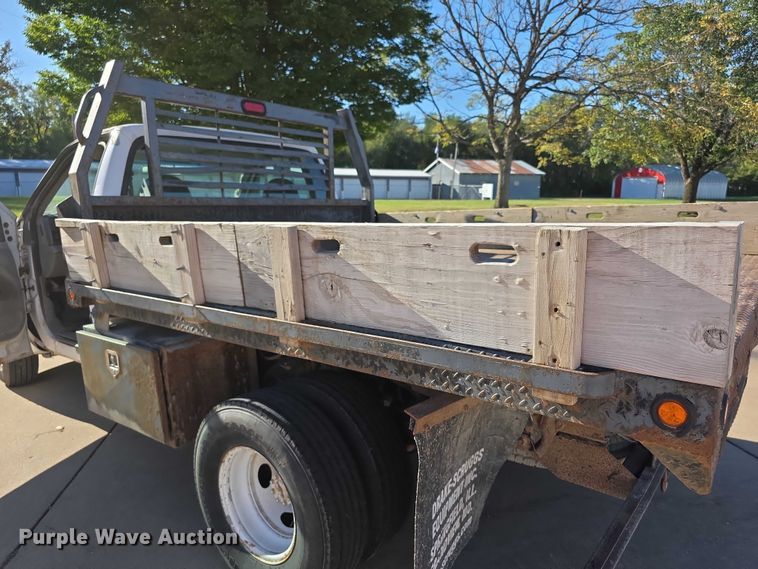 image for item FI0587 2003 Ford F350 Super Duty XL dump flatbed pickup truck