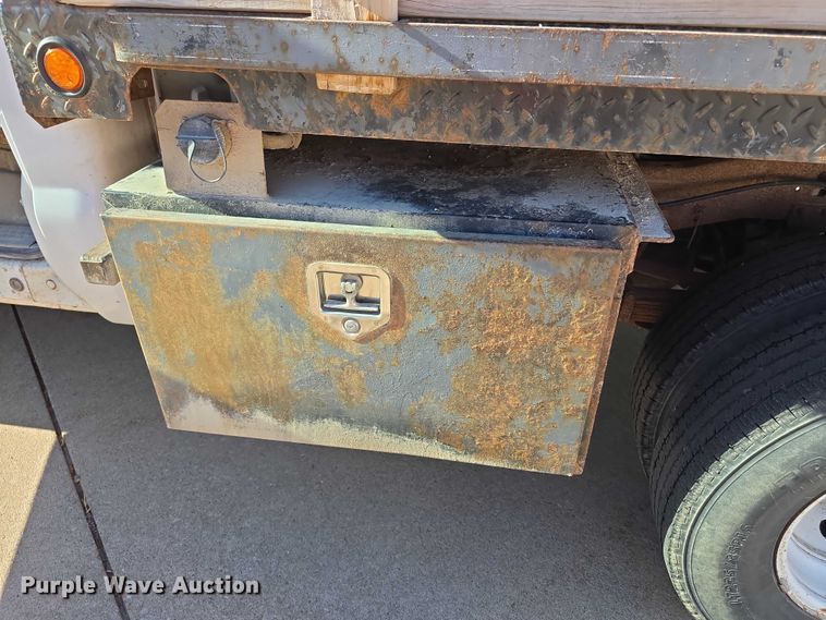 image for item FI0587 2003 Ford F350 Super Duty XL dump flatbed pickup truck