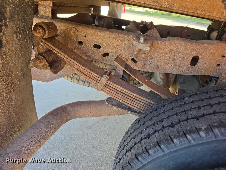 image for item FI0587 2003 Ford F350 Super Duty XL dump flatbed pickup truck