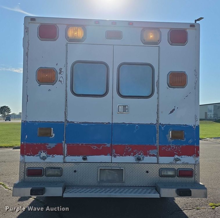 image for item FI0592 2008 Chevrolet C4500 ambulance