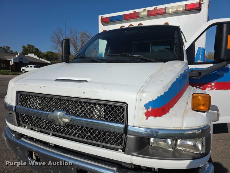 image for item FI0592 2008 Chevrolet C4500 ambulance