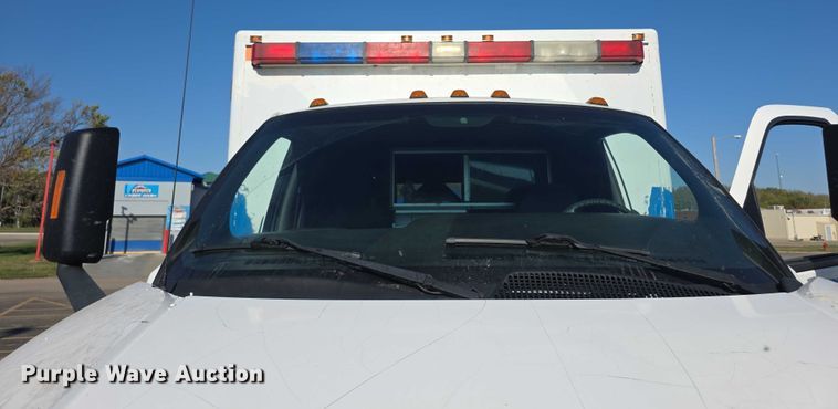 image for item FI0592 2008 Chevrolet C4500 ambulance