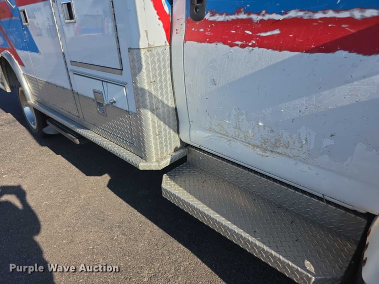 image for item FI0592 2008 Chevrolet C4500 ambulance